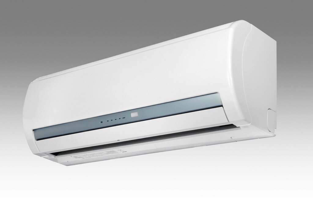 cleaning air conditioner filter at home