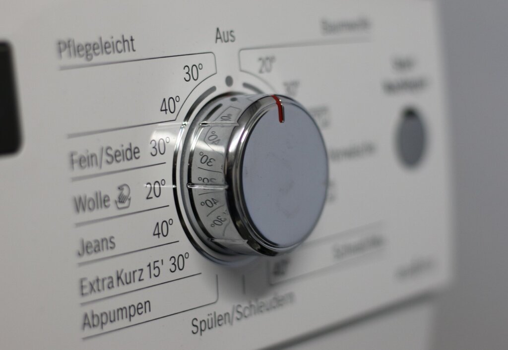 washing machine control panel set to bedding cycle